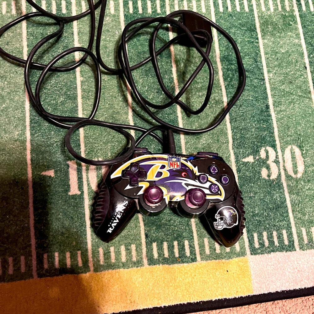 Baltimore Ravens PlayStation 2 Wired Gaming Controller by Mad Catz